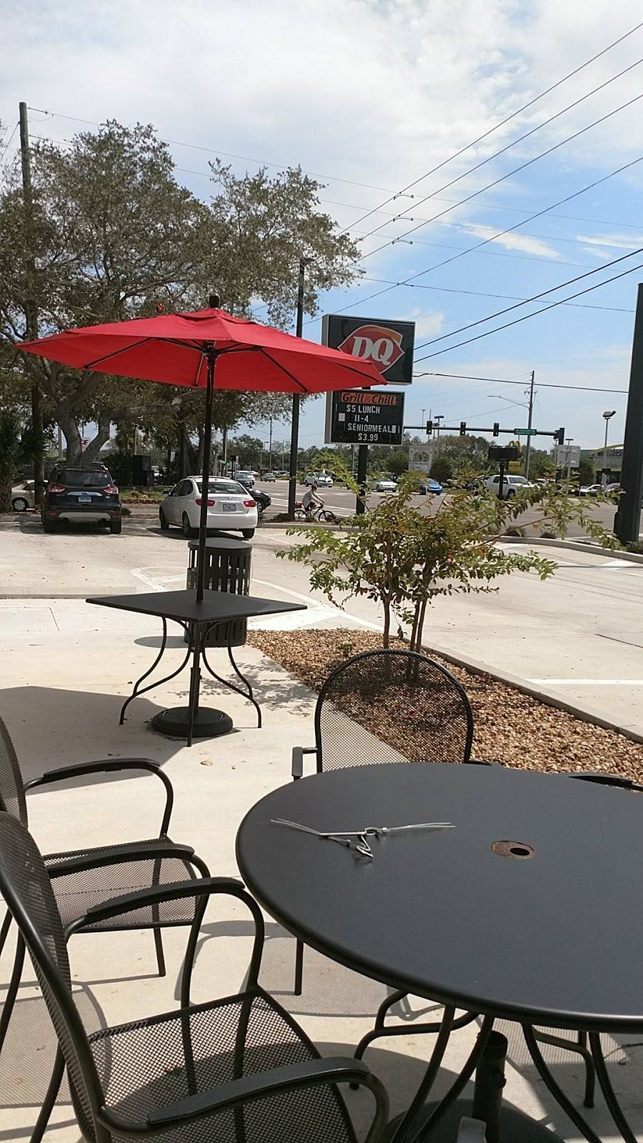 Dairy Queen Grill & Chill | restaurant | 1688 Main St, Dunedin, FL 34698, USA | 7276482434 OR +1 727-648-2434