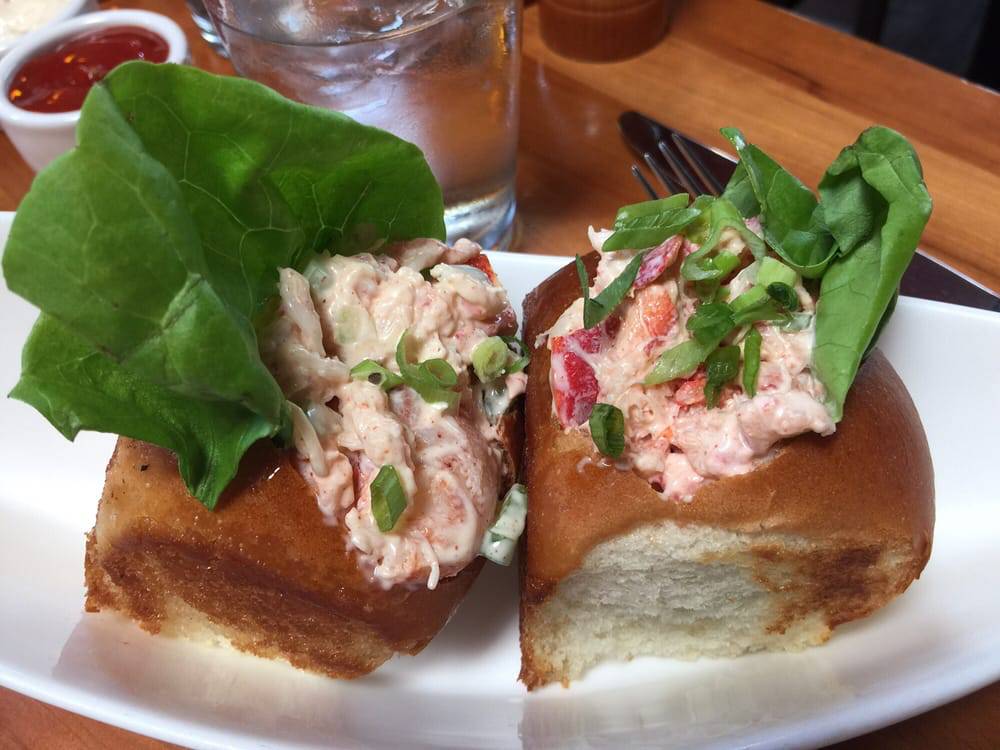 Jacksons Bar and Oven | restaurant | 135 4th St, Santa Rosa, CA 95401, USA | 7075456900 OR +1 707-545-6900