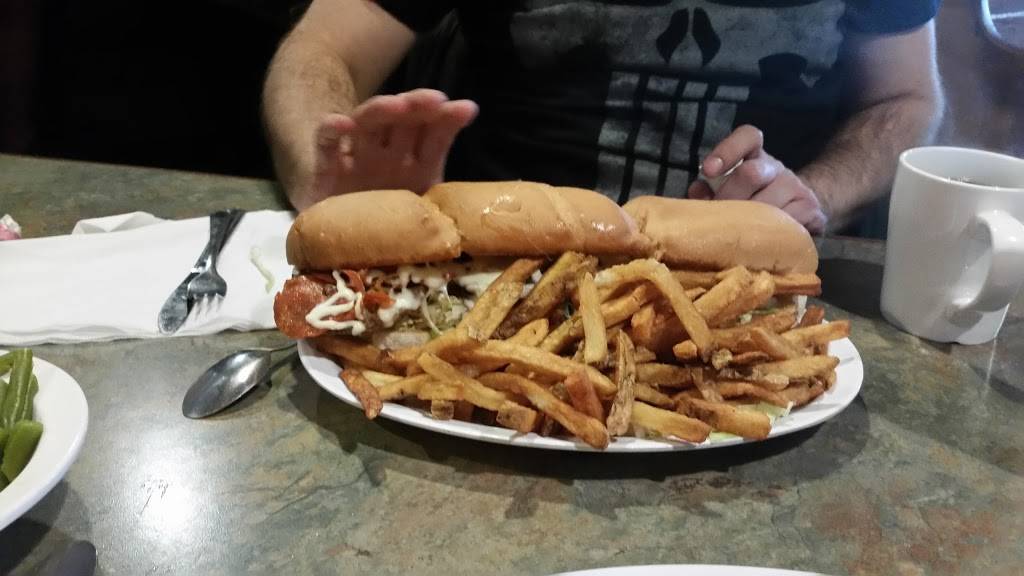 Mikes Place | restaurant | 4447, 1700 S Water St, Kent, OH 44240, USA | 3306736501 OR +1 330-673-6501