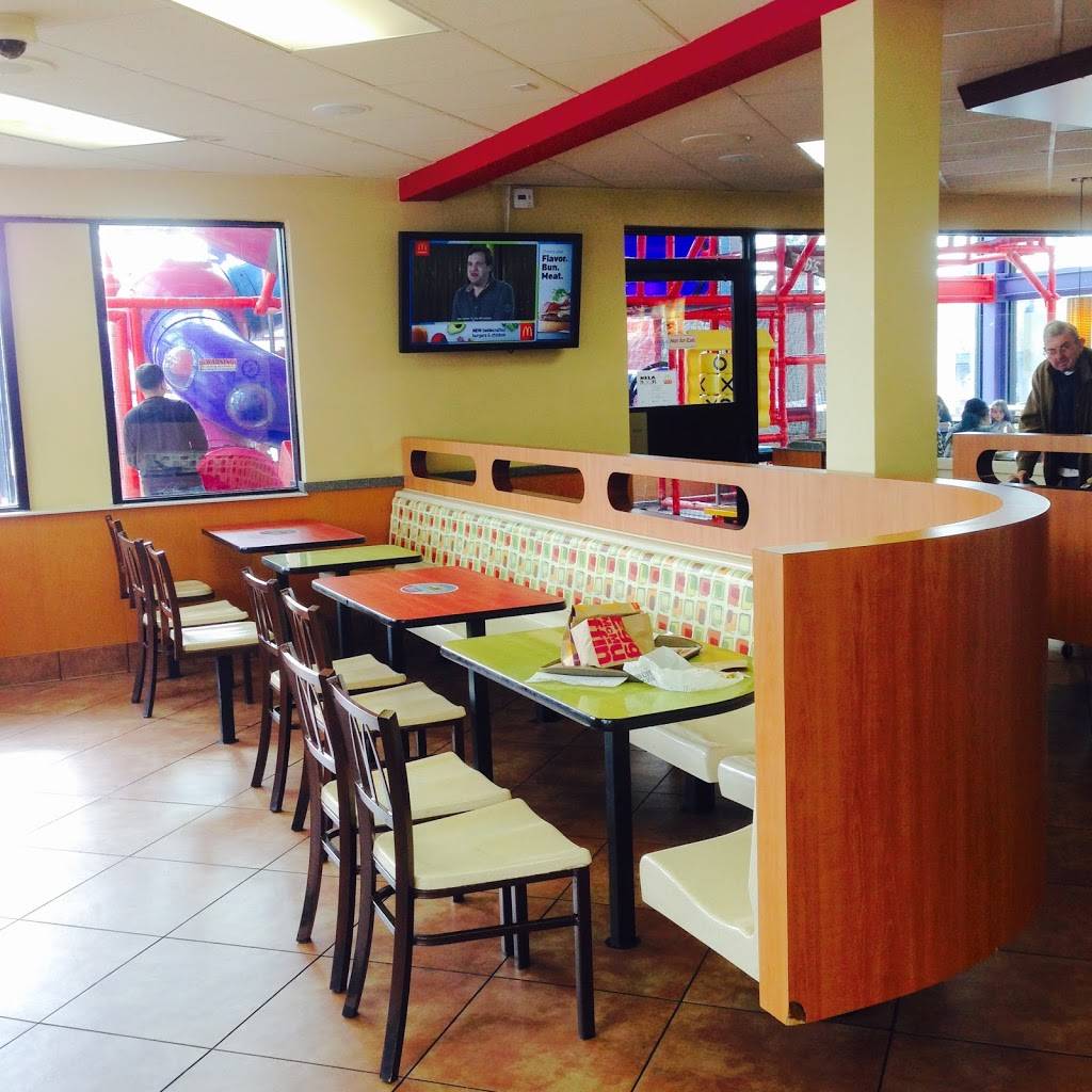 McDonalds | cafe | 5725 York Blvd, Highland Park, CA 90042, USA | 3232581035 OR +1 323-258-1035