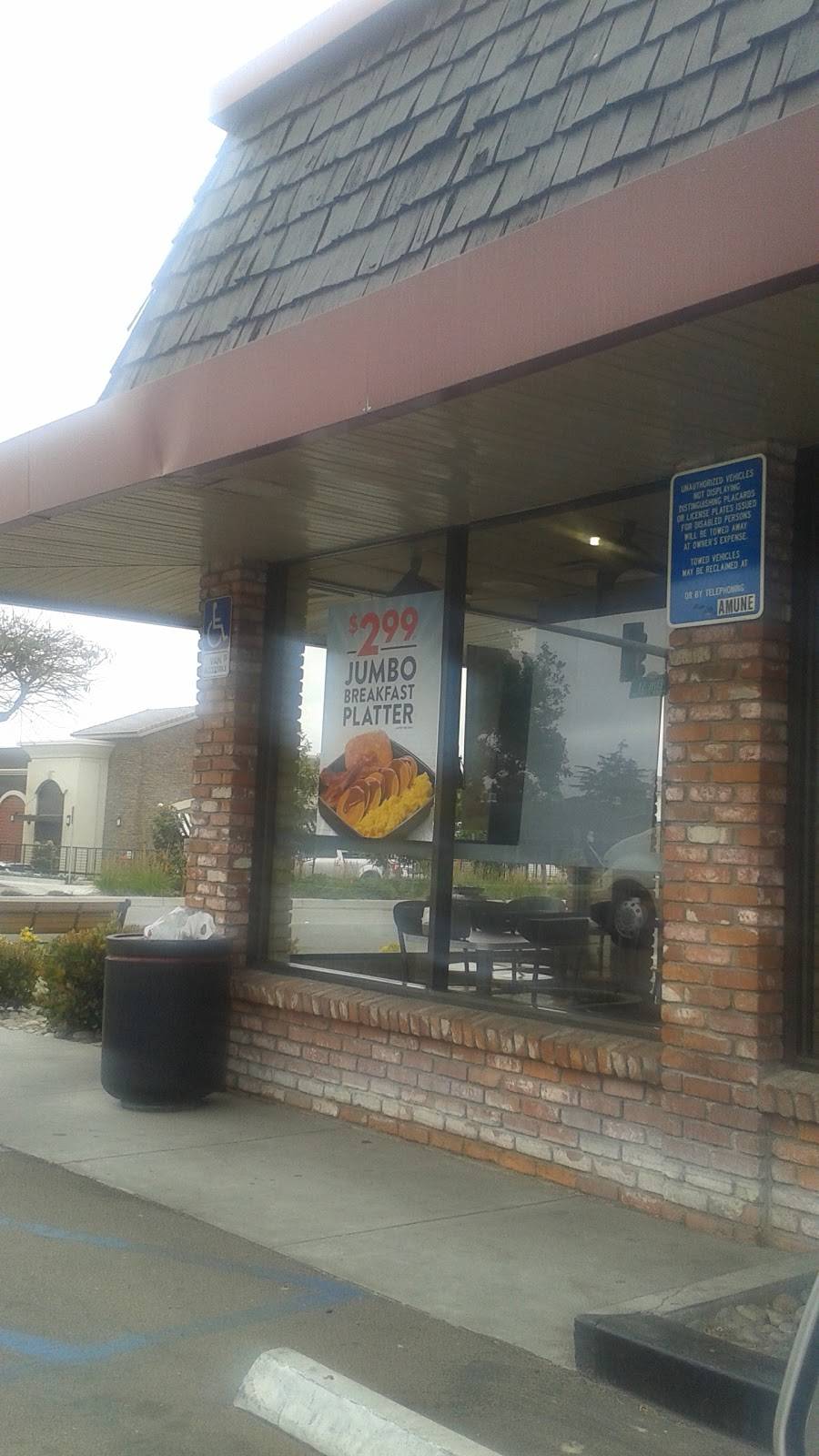 Jack in the Box | restaurant | 1208 E Grand Ave, Arroyo Grande, CA 93420, USA | 8054893668 OR +1 805-489-3668