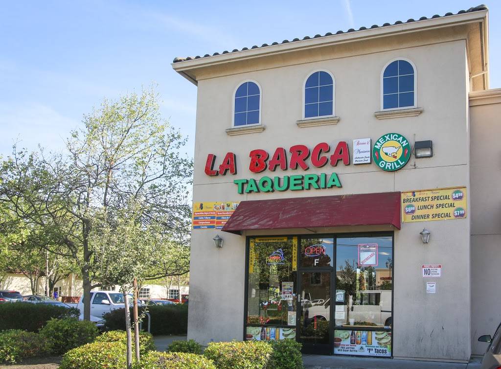 La Barca Birria & Mariscos | restaurant | 2400 Florin Rd f, Sacramento, CA 95822, USA | 9163917425 OR +1 916-391-7425