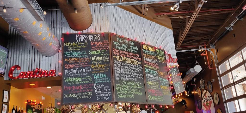 Taco Mama Jones Valley | restaurant | 2750 Carl T Jones Dr SE #1500B, Huntsville, AL 35802, USA | 2566788226 OR +1 256-678-8226