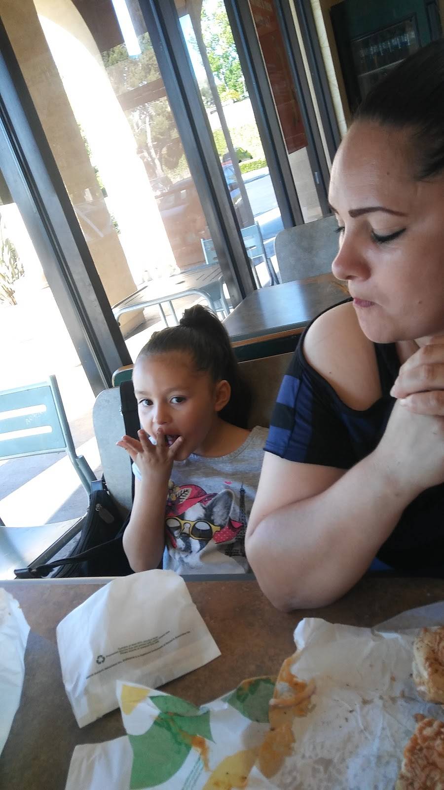 Subway | restaurant | 475 College Blvd, Oceanside, CA 92057, USA | 7609401094 OR +1 760-940-1094