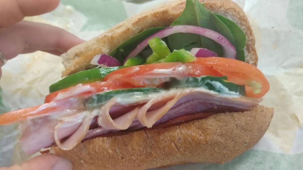 Subway | meal takeaway | 112 N Market St, Audubon, IA 50025, USA | 7125632241 OR +1 712-563-2241