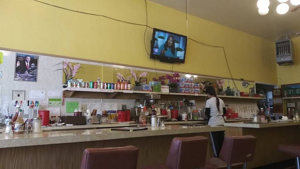 Golden Star Cafe | restaurant | 1400 Macdonald Ave, Richmond, CA 94801, USA | 5102340573 OR +1 510-234-0573