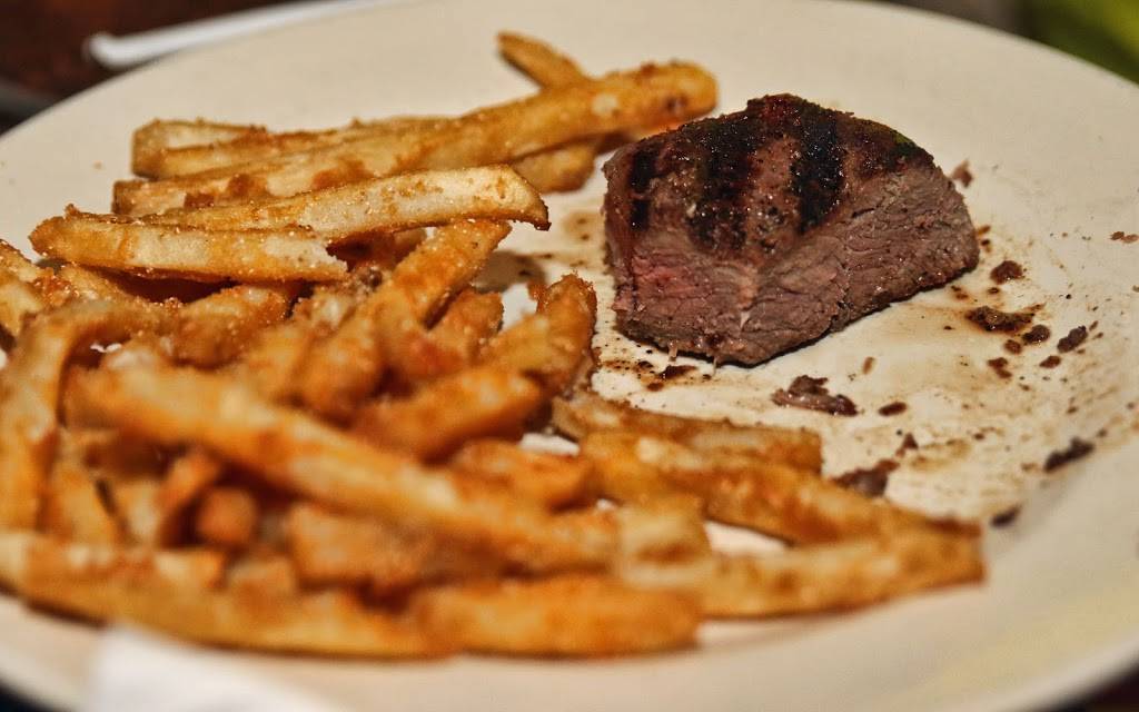 Philays Catfish & More | restaurant | 13386 Airline Hwy, Gonzales, LA 70737, USA | 2256473999 OR +1 225-647-3999