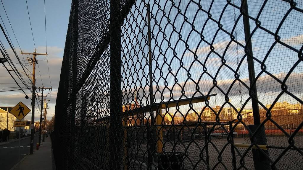 New England Coffee Cafe and Store | restaurant | 108 Charles St, Malden, MA 02148, USA | 7818731501 OR +1 781-873-1501