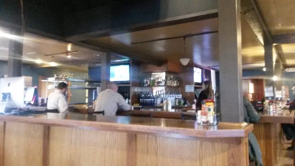 Gippers Sports Bar & Grill | restaurant | 2929 Kraft Ave SE, Grand Rapids, MI 49512, USA | 6165510841 OR +1 616-551-0841