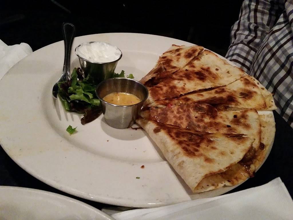 Crave | restaurant | 3201 E Judge Perez Dr, Meraux, LA 70075, USA | 5046763697 OR +1 504-676-3697