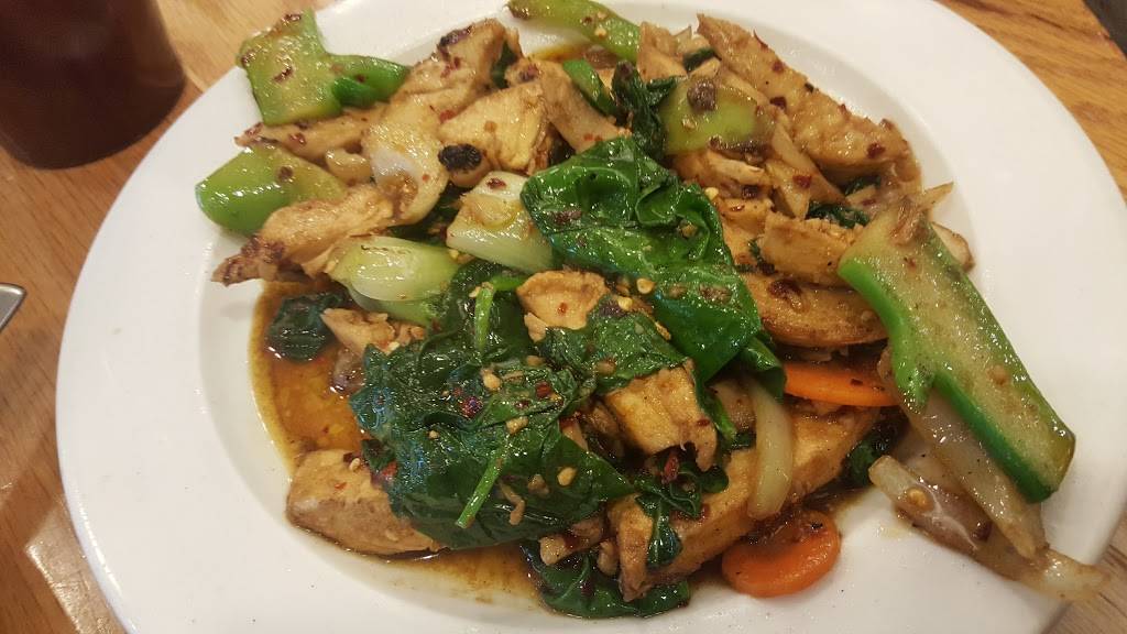 Hampshire Dining Commons | restaurant | 141 Southwest Cir, Amherst, MA 01003, USA | 4135775160 OR +1 413-577-5160