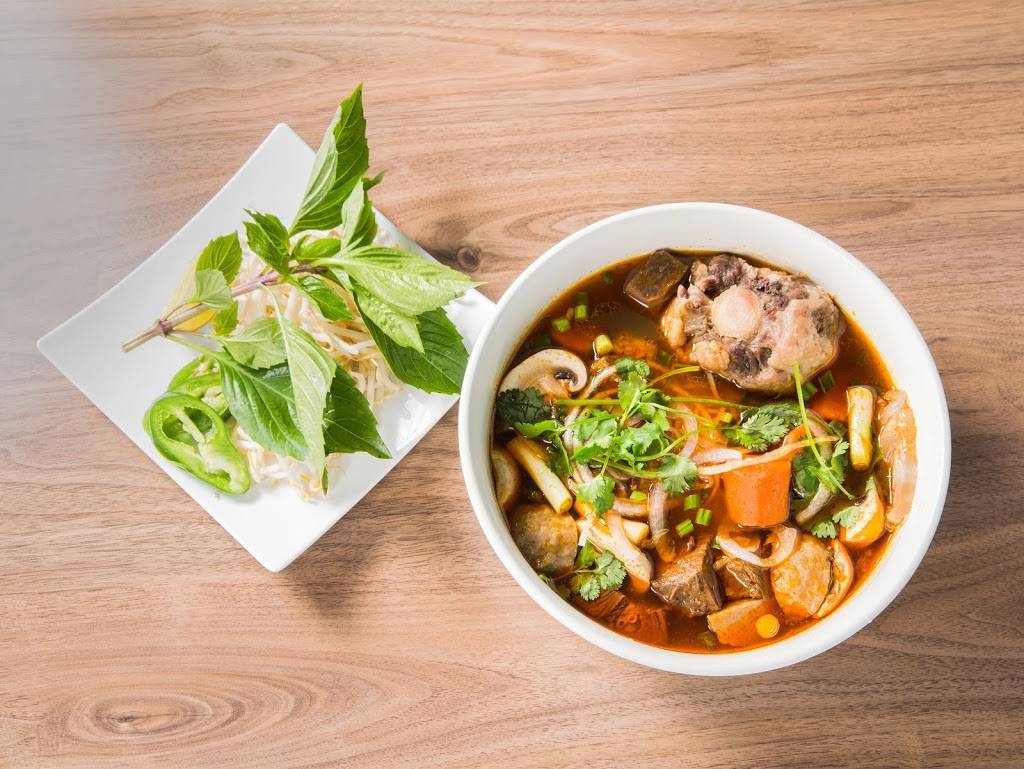 Thuys Pho | restaurant | 10435 Pacific Ave S, Tacoma, WA 98444, USA | 2535488886 OR +1 253-548-8886