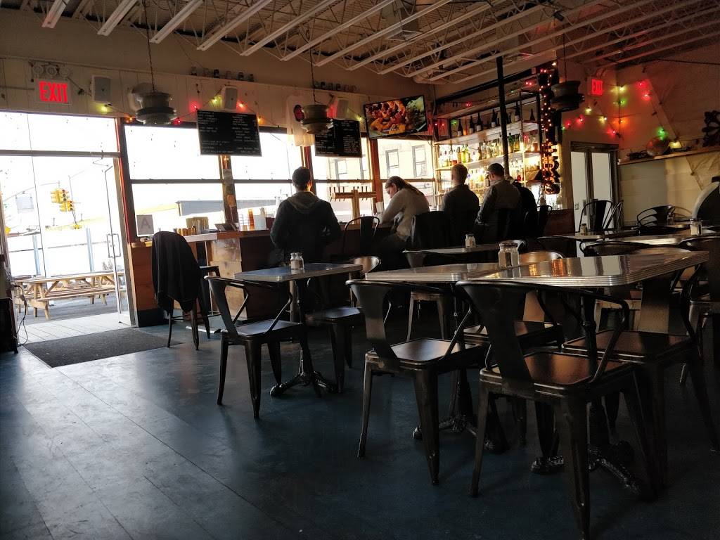 Cape House | restaurant | 2 Knickerbocker Ave, Brooklyn, NY 11237, USA | 7188212580 OR +1 718-821-2580