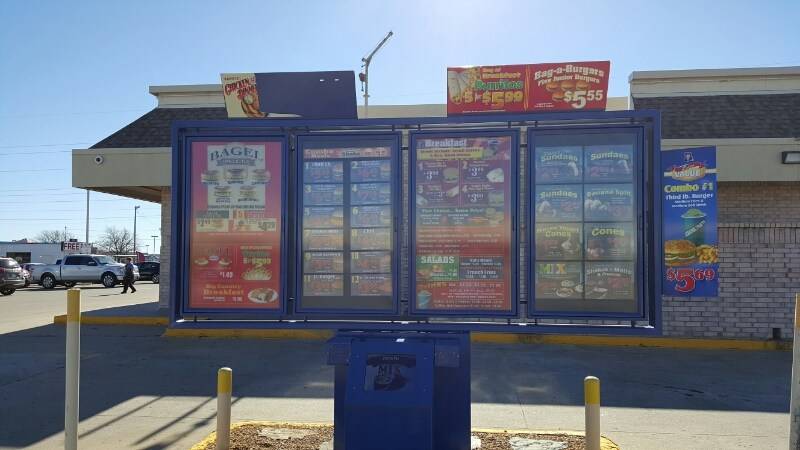 Braums Ice Cream & Burger Restaurant | restaurant | 4435 NW Cache Rd, Lawton, OK 73505, USA | 5803535098 OR +1 580-353-5098