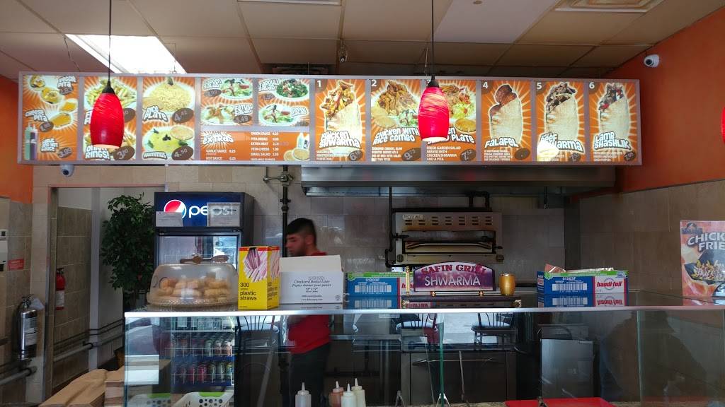 Safin Grill | meal takeaway | 919 Upper Paradise Rd #4, Hamilton, ON L9B 2M9, Canada | 9053836969 OR +1 905-383-6969