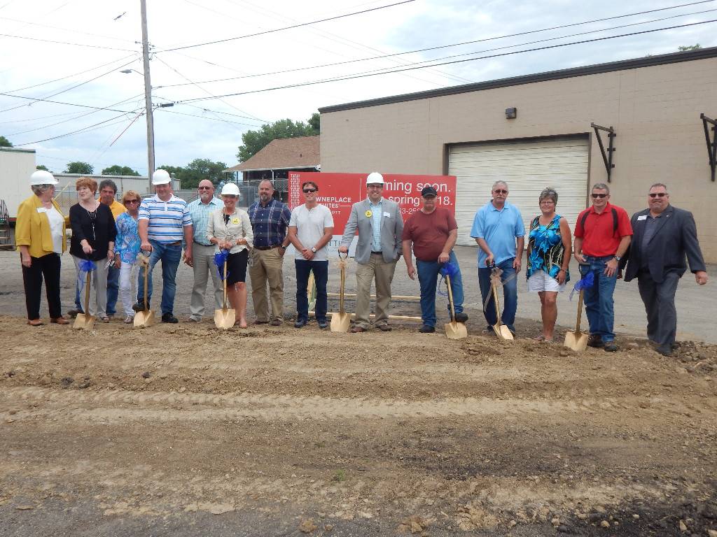 Kinseth Hospitality Companies | restaurant | 2, Quail Creek Circle, North Liberty, IA 52317, USA | 3196265600 OR +1 319-626-5600