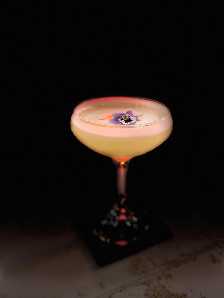 Importante Bodega Bar | restaurant | 3031 W Cary St, Richmond, VA 23221, USA | 8044472986 OR +1 804-447-2986