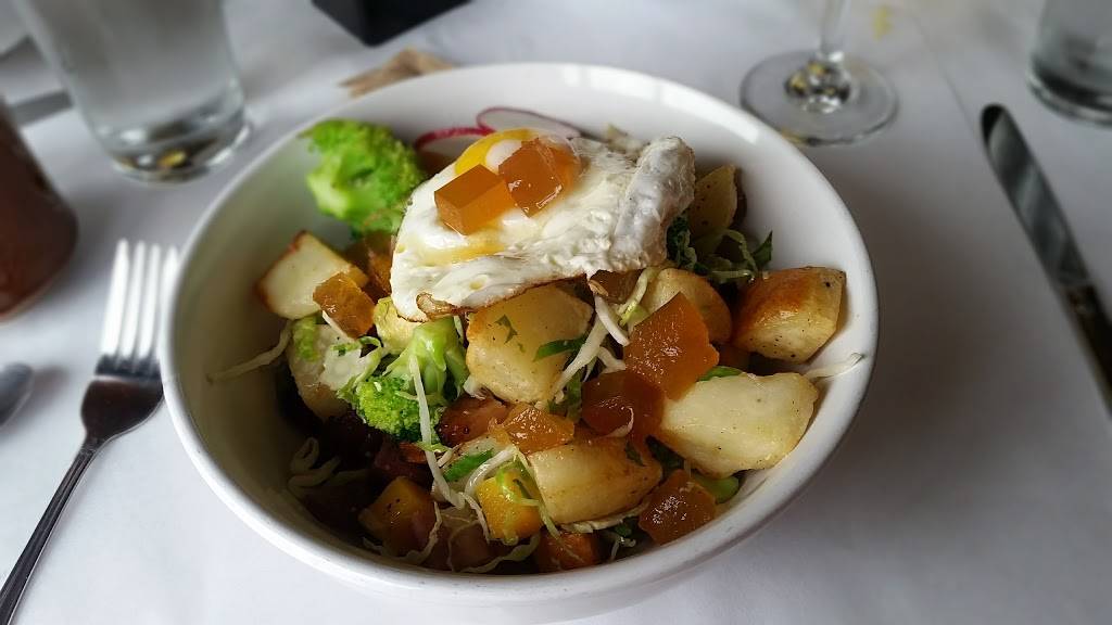 HB Home Bistro | restaurant | 3404 N Halsted St, Chicago, IL 60657, USA | 7736610299 OR +1 773-661-0299