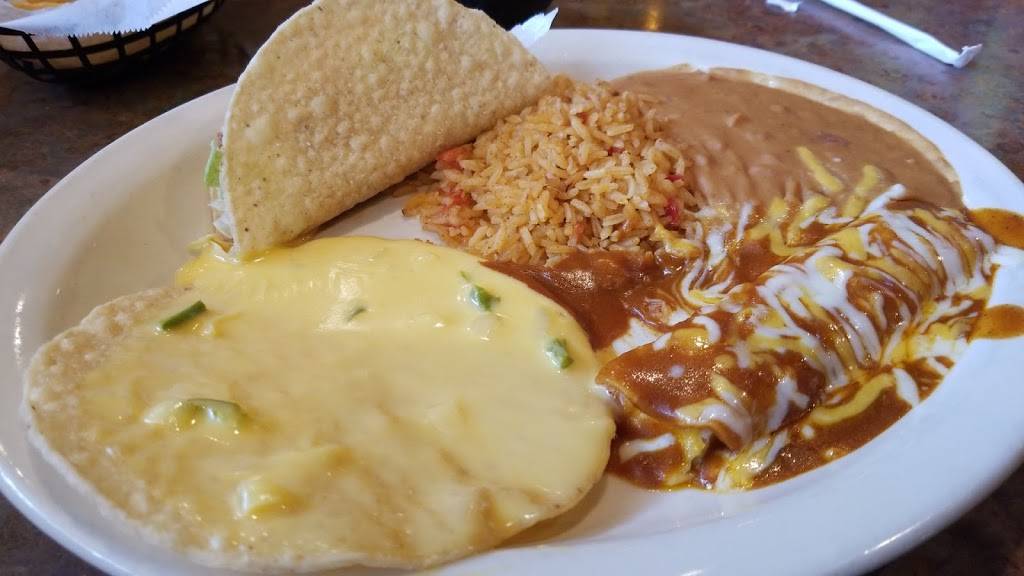 Montereys Little Mexico | restaurant | 12520 Greenspoint Dr, Houston, TX 77060, USA | 2818764309 OR +1 281-876-4309