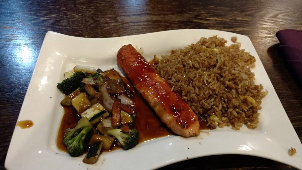 Fuji Yummy Steakhouse | restaurant | 221 N Peters Ave, Fond du Lac, WI 54935, USA | 9209335555 OR +1 920-933-5555