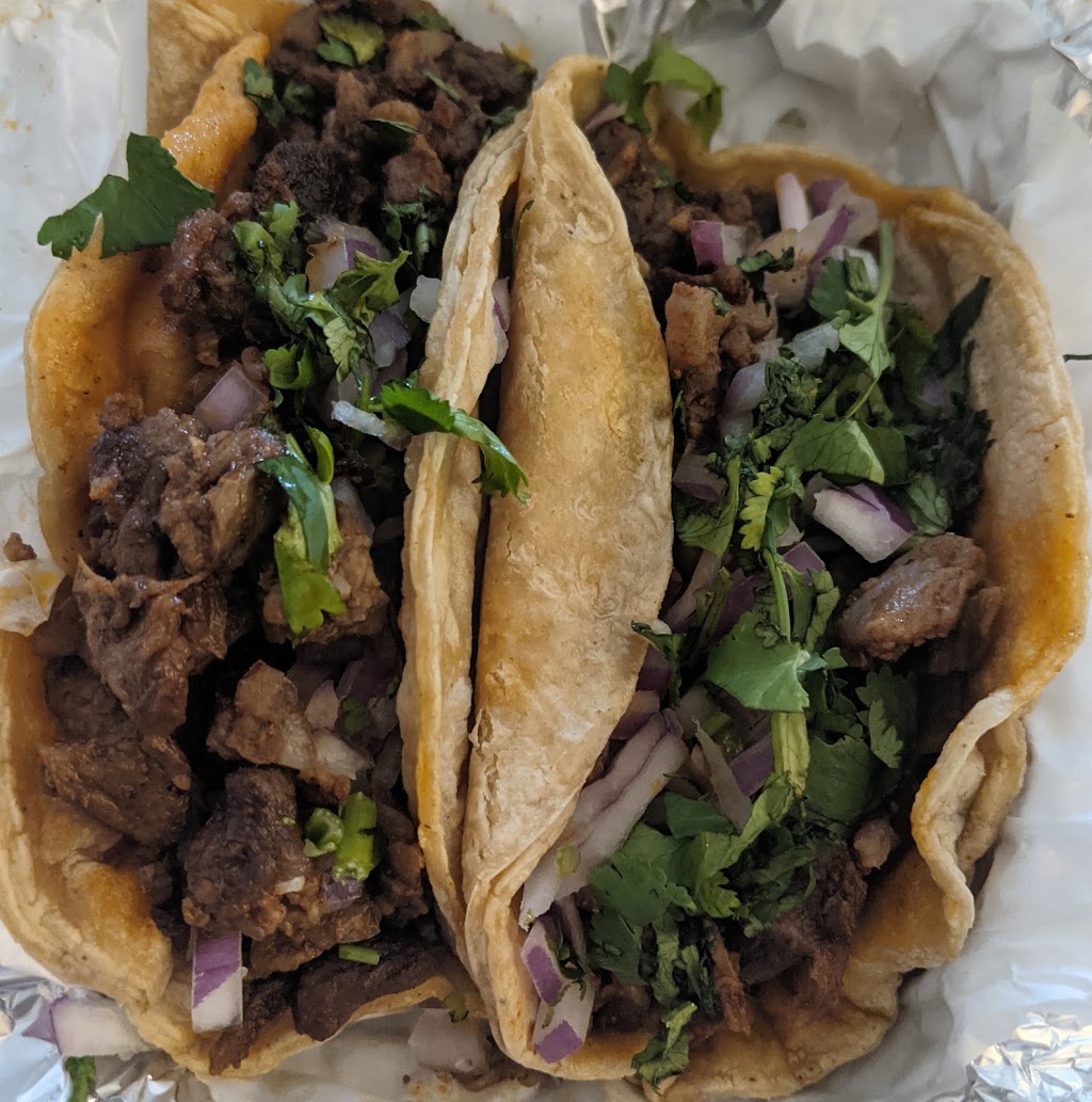 Inos Tacos | restaurant | 710 E 31st St, La Grange Park, IL 60526, USA | 7084697795 OR +1 708-469-7795