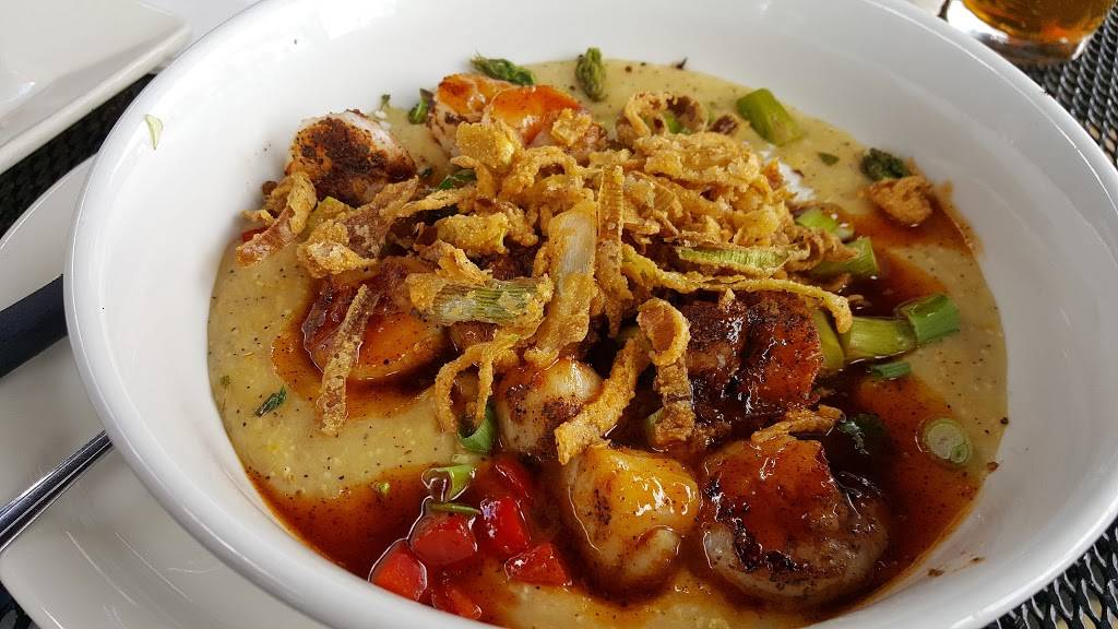 Six Feet Under Pub & Fish House | restaurant | 685 11th St NW, Atlanta, GA 30318, USA | 4048100040 OR +1 404-810-0040