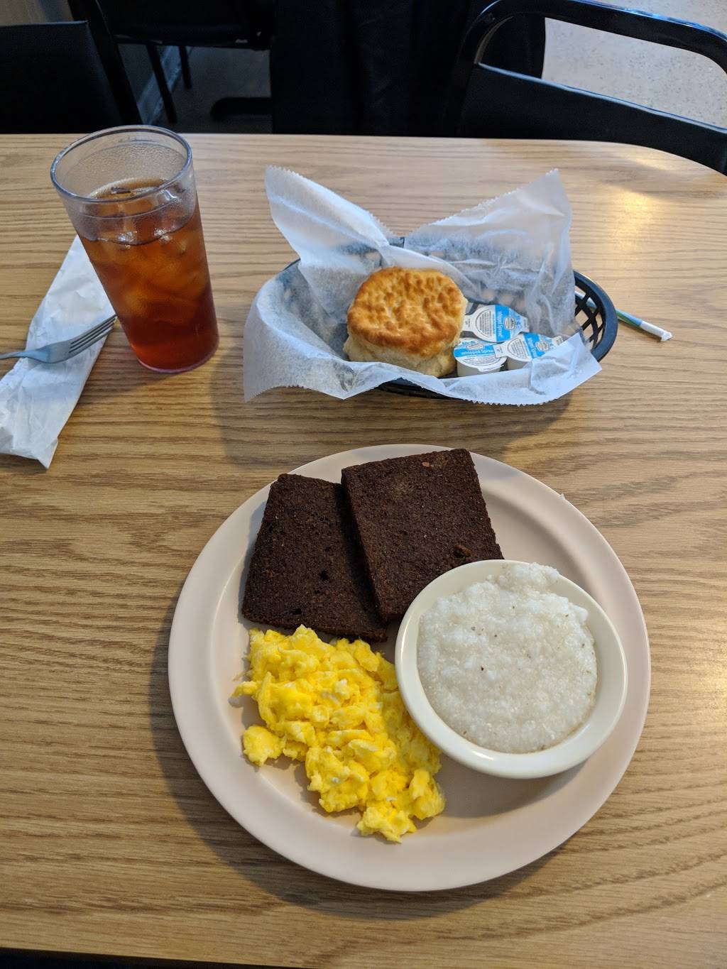 Carolina Cafe | cafe | 584 E Main St, Spindale, NC 28160, USA | 8282862411 OR +1 828-286-2411