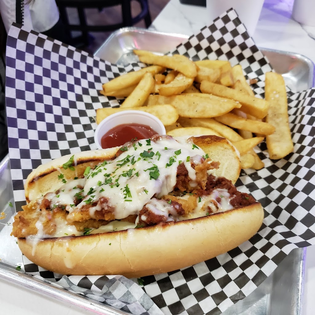 Billiards on Baytree | restaurant | 1305 Baytree Rd, Valdosta, GA 31602, USA | 2292621395 OR +1 229-262-1395