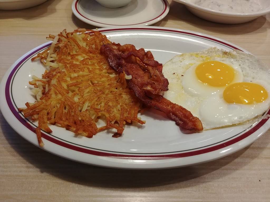 Huddle House | meal takeaway | 1405 S Main St, Blackstone, VA 23824, USA | 4342982149 OR +1 434-298-2149