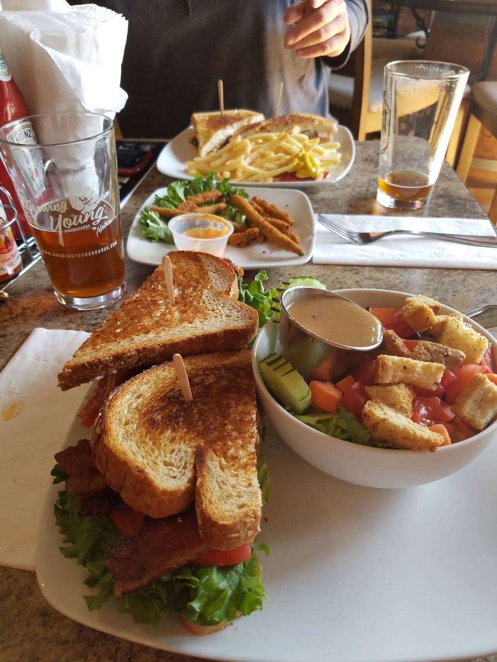 Brickhouse Brews | restaurant | 140 Main St, Jackson, CA 95642, USA | 2092233580 OR +1 209-223-3580