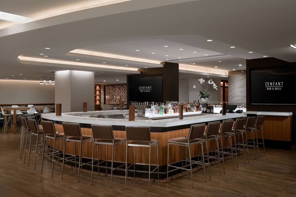 LEnfant Bar & Grill | restaurant | 480 LEnfant Plaza Inside the Hilton, National Mall, Washington, DC 20024, USA | 2024841000 OR +1 202-484-1000