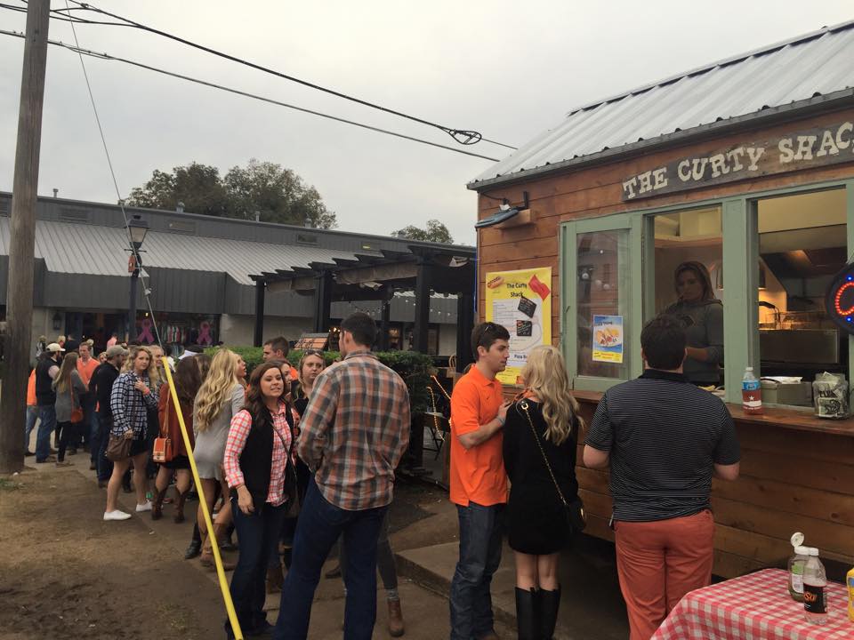 The Curty Shack | restaurant | 402 S Washington St, Stillwater, OK 74074, USA | 4052691165 OR +1 405-269-1165