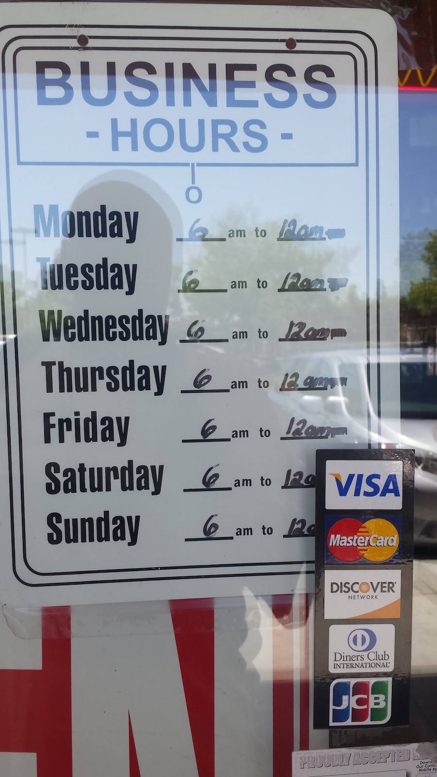 Arsenios | restaurant | 8963 N Cedar Ave, Fresno, CA 93720, USA | 5594323392 OR +1 559-432-3392