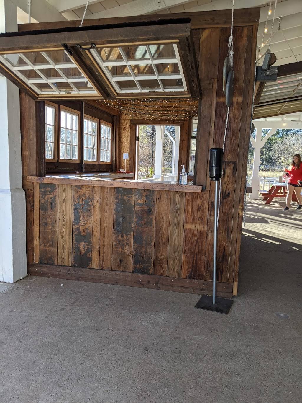 St. Argyles Cajun Kitchen & Pirogue Sales | restaurant | 421 US-377, Argyle, TX 76226, USA | 9402402774 OR +1 940-240-2774