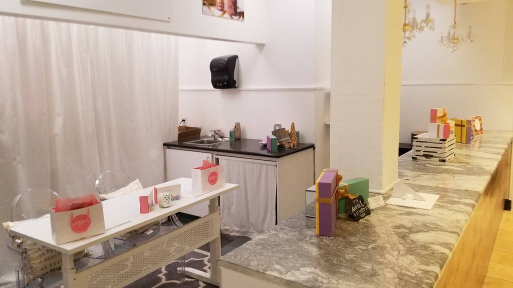 Woops! | bakery | 160 N Gulph Rd, King of Prussia, PA 19406, USA | 6106359100 OR +1 610-635-9100