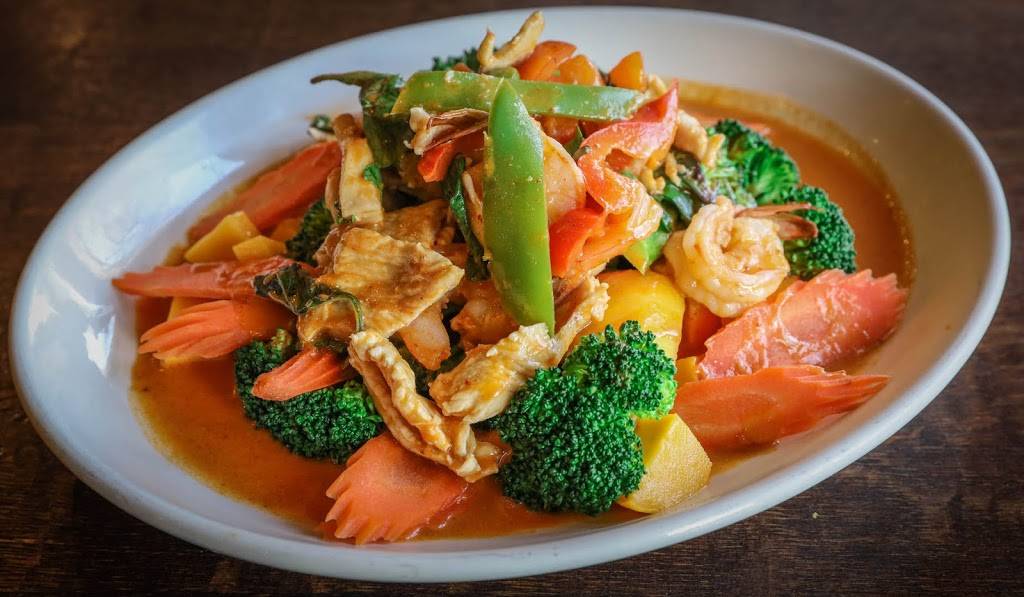 Tracy Thai Restaurant | restaurant | 1035 N Central Ave, Tracy, CA 95376, USA | 2098339703 OR +1 209-833-9703