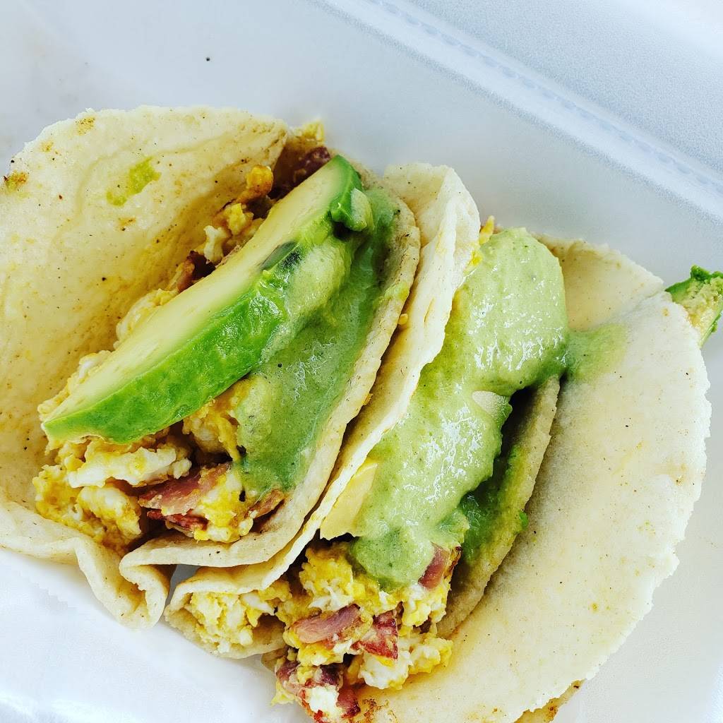 El Catrin | restaurant | 835 W Jefferson Blvd, Dallas, TX 75208, USA | 9723734411 OR +1 972-373-4411