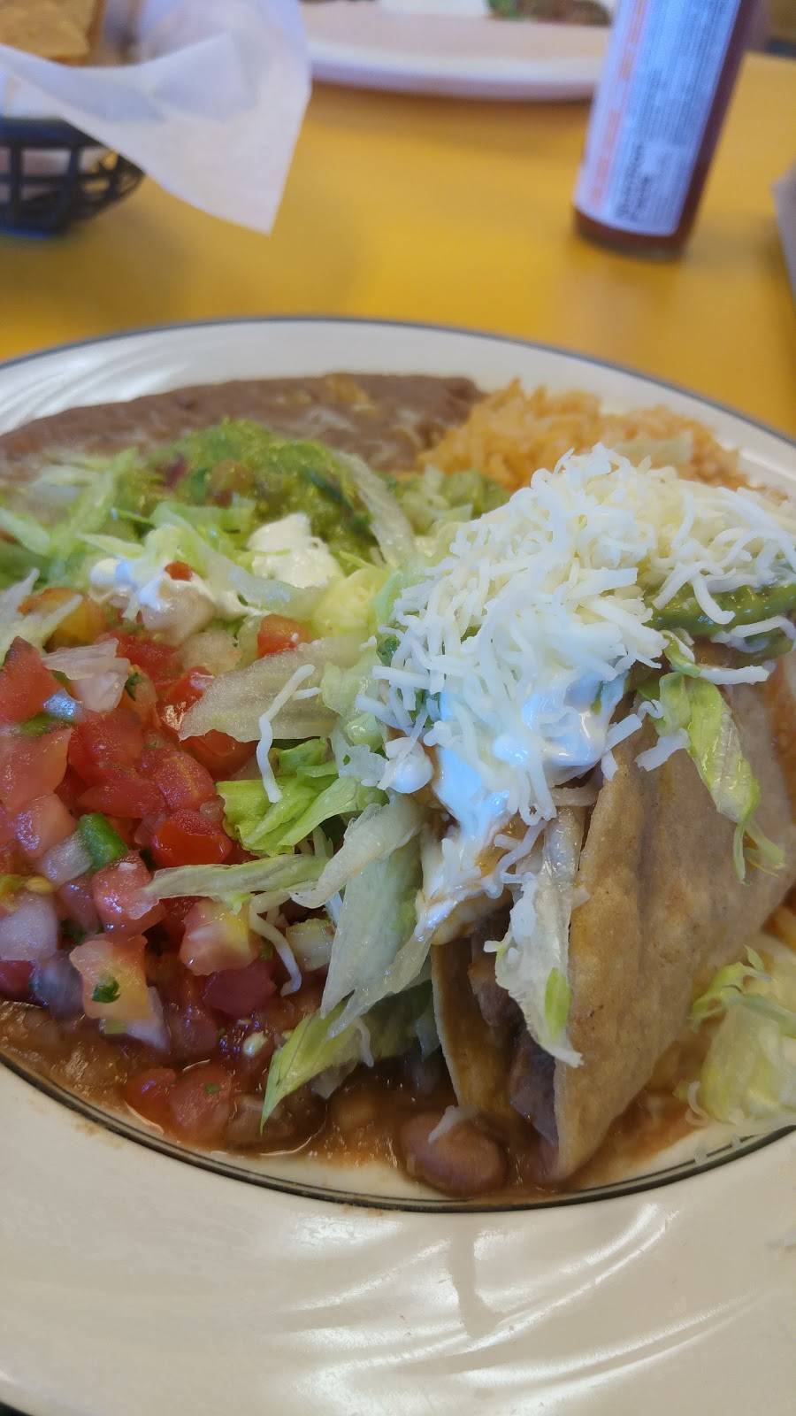 Taqueria Davis | restaurant | 505 L St, Davis, CA 95616, USA | 5307588453 OR +1 530-758-8453