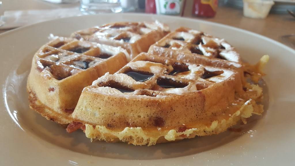 Ellys Pancake House | bakery | 435 Townline Rd, Mundelein, IL 60060, USA | 8478378100 OR +1 847-837-8100