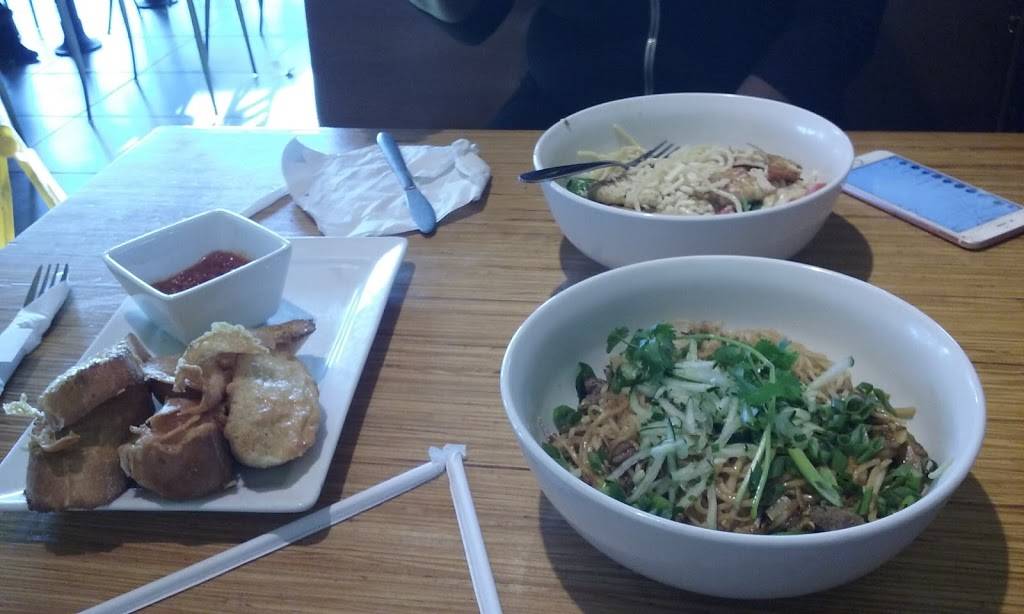 Noodles and Company | restaurant | 825 Goucher Blvd #100 B, Towson, MD 21286, USA | 4102960778 OR +1 410-296-0778