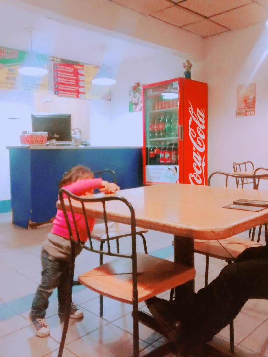 Luiggis Pizza | restaurant | Calle Delante 110, California, 22840 Ensenada, B.C., Mexico | 016461205888 OR +52 646 120 5888