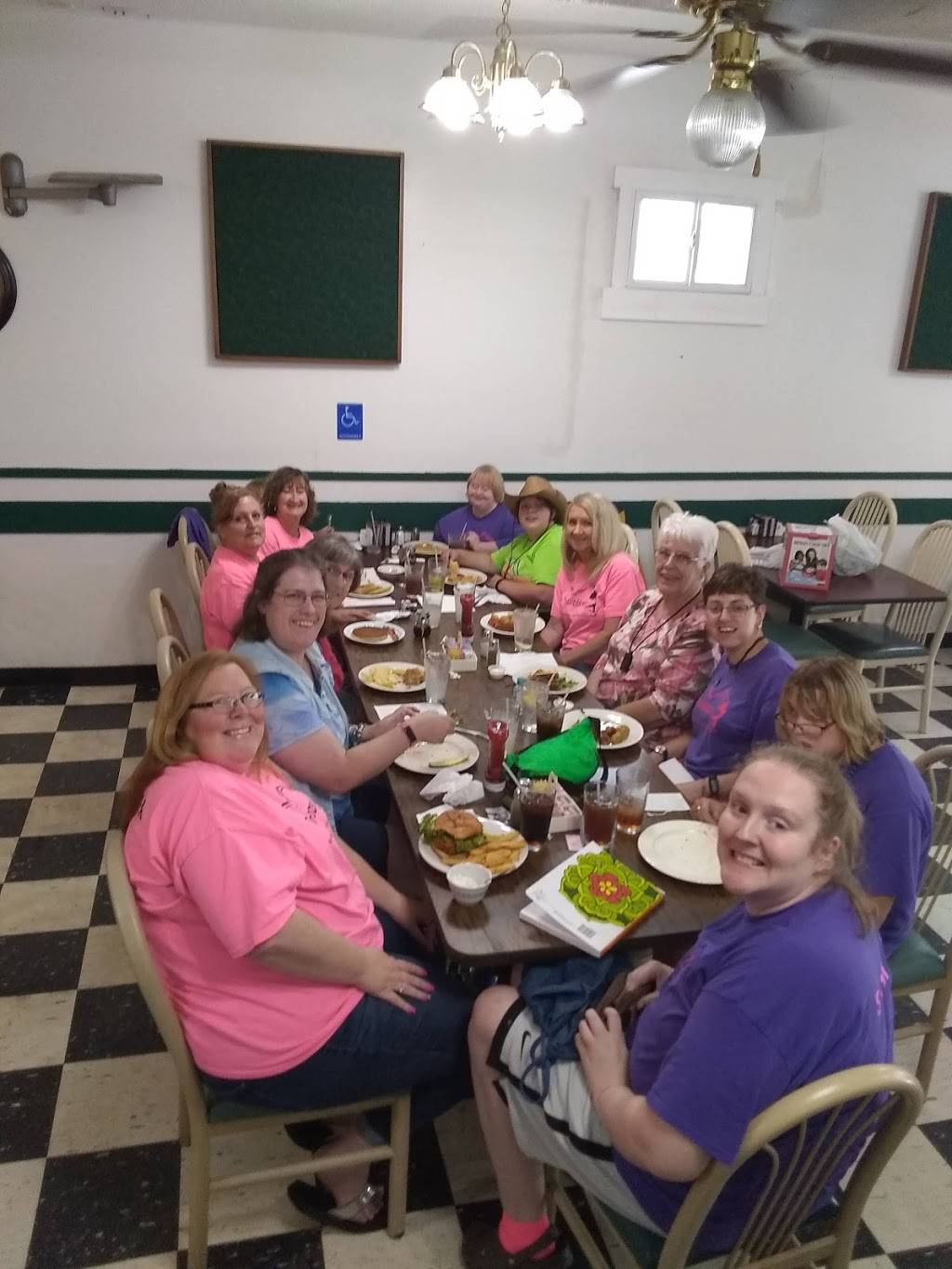 Bazookys | restaurant | 1100 S Walnut St, Muncie, IN 47302, USA | 7652737472 OR +1 765-273-7472