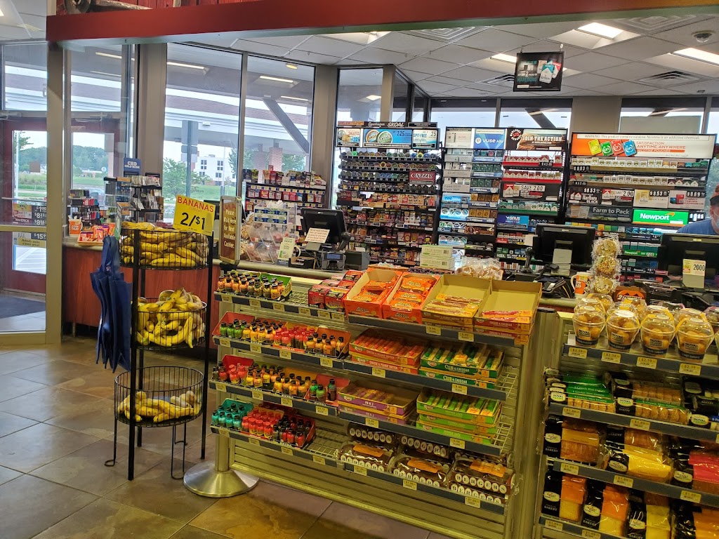 Royal Farms | meal takeaway | 11905 Market Way, Middle River, MD 21220, USA | 4103448058 OR +1 410-344-8058