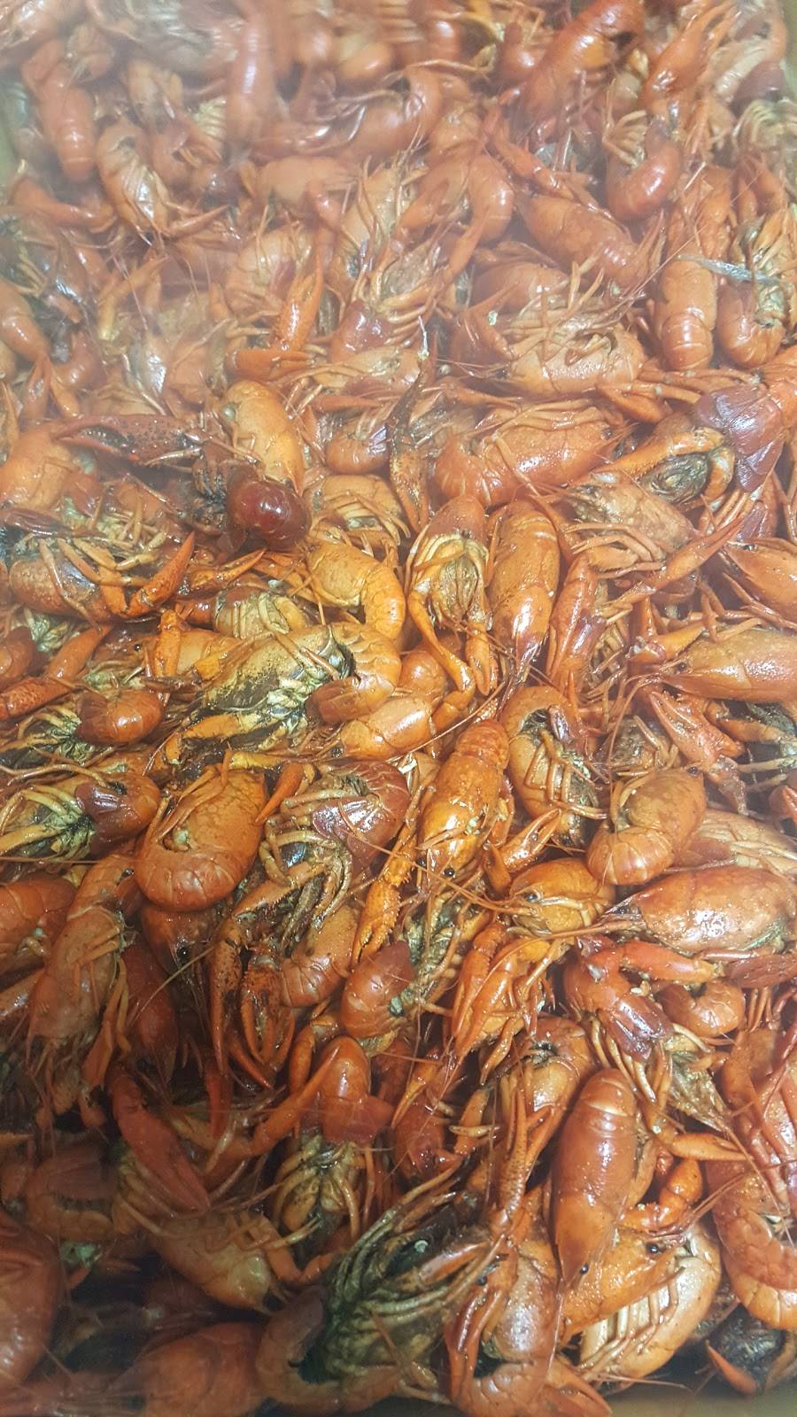 Lukes Boiling Point | restaurant | 520 Luke St, Houma, LA 70363, USA | 9858680600 OR +1 985-868-0600