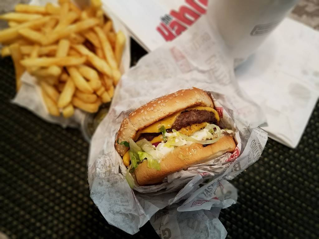 The Habit Burger Grill | meal takeaway | 4770 Lankershim Blvd, North Hollywood, CA 91602, USA | 8187621995 OR +1 818-762-1995