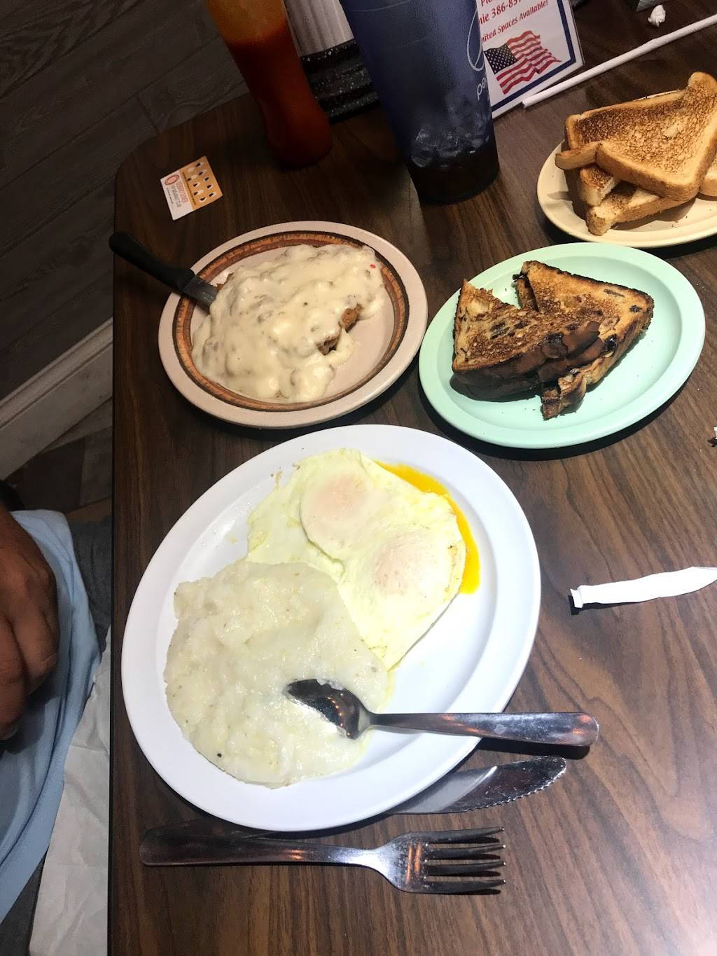 Debary Diner | restaurant | 20 N Charles Richard Beall Blvd, DeBary, FL 32713, USA | 3866680104 OR +1 386-668-0104