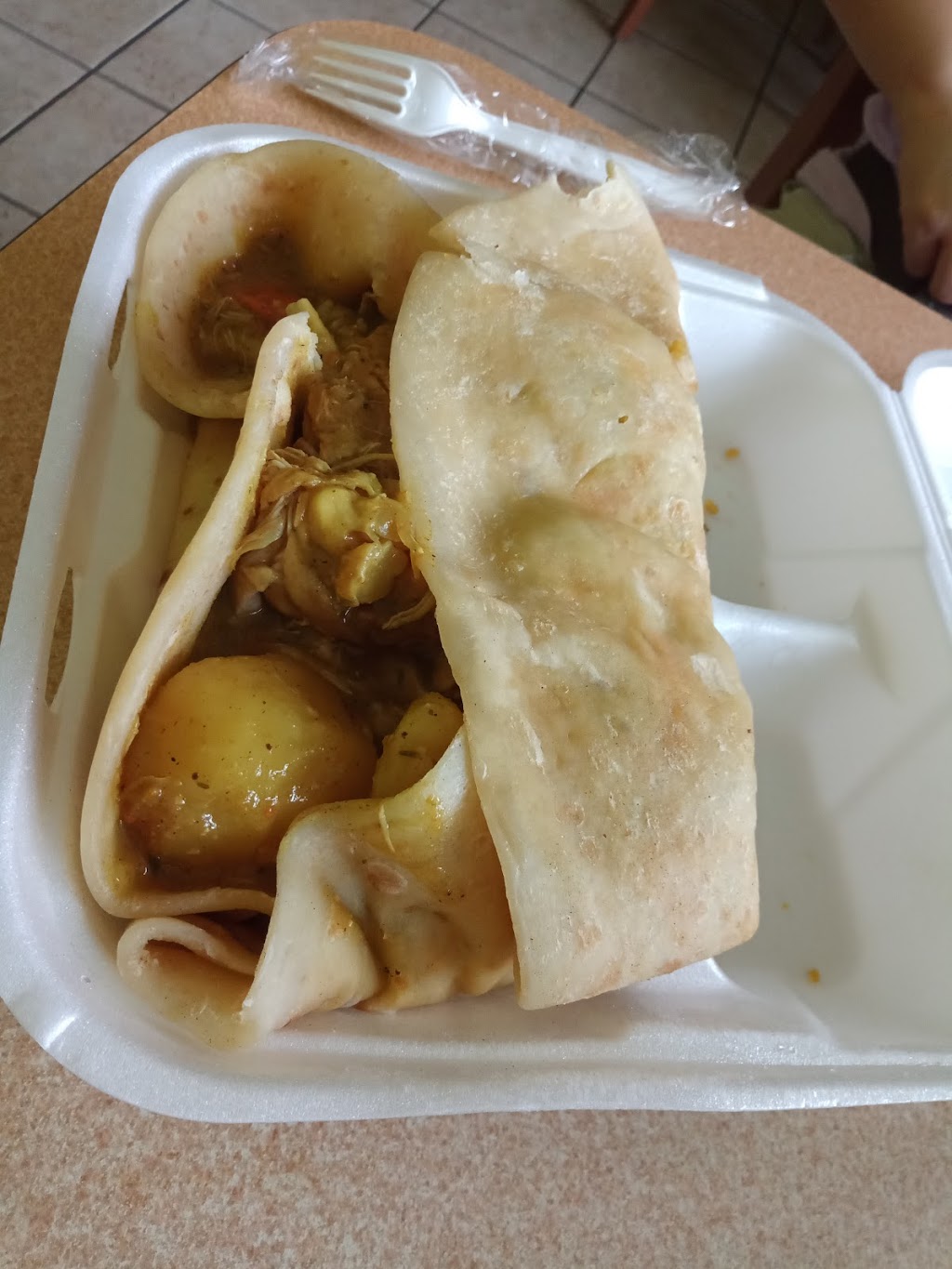 Jerk & Juice | restaurant | 440 E McCullough Dr Suite 126, Charlotte, NC 28262, USA | 9802995038 OR +1 980-299-5038