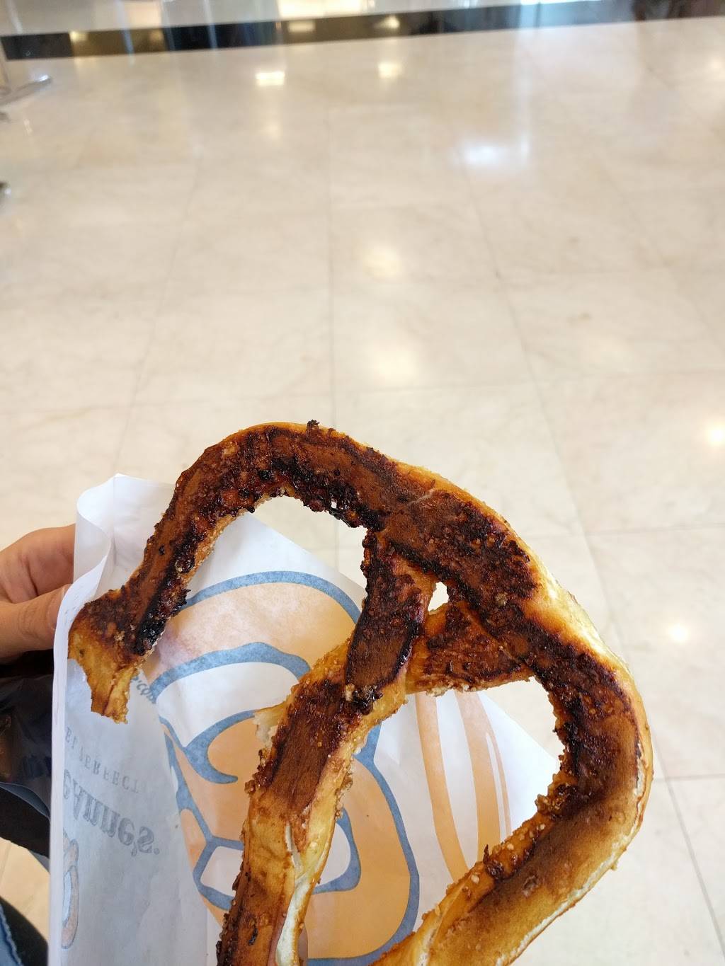 Auntie Annes | cafe | 10300 Southside Blvd Space 1224, Jacksonville, FL 32256, USA | 9045389424 OR +1 904-538-9424