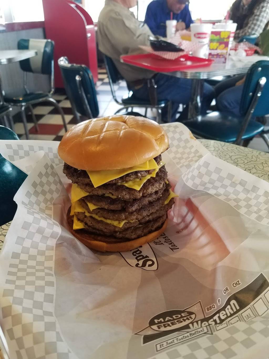 Spangles | restaurant | 1107 E 30th Ave, Hutchinson, KS 67502, USA | 6206624146 OR +1 620-662-4146