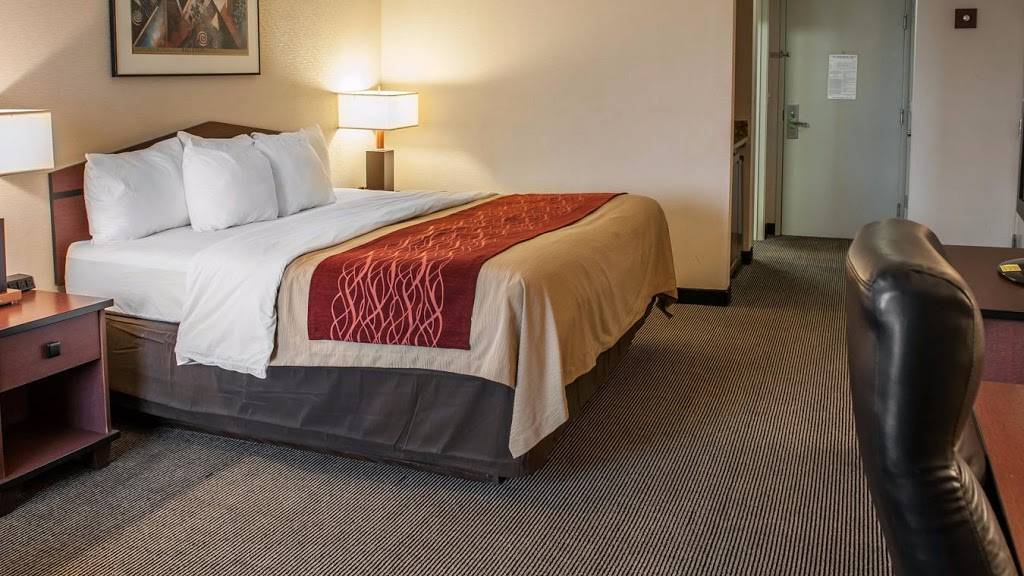 Comfort Inn | restaurant | 3514 S Keystone Ave, Indianapolis, IN 46227, USA | 3177883100 OR +1 317-788-3100